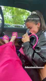 Angèle feet photo thumbnail