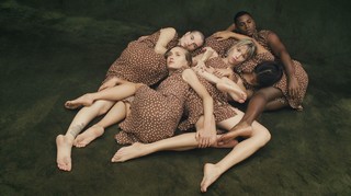 Angèle feet photo thumbnail