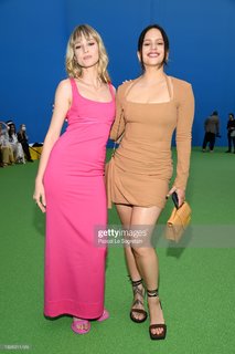 Angèle feet photo thumbnail