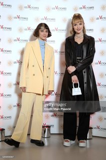 Angèle feet photo thumbnail