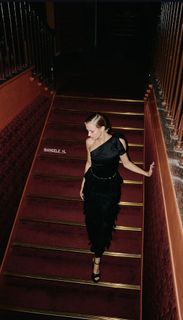 Angèle feet photo thumbnail