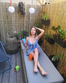Angèle Vivier feet photo 8