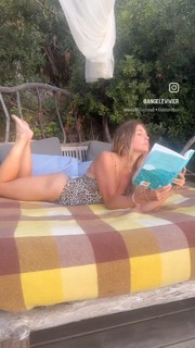Angèle Vivier feet photo 9