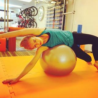 Angélica feet photo thumbnail