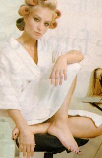 Angélica feet photo thumbnail