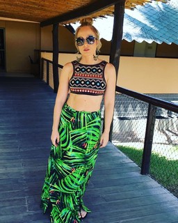 Angélica feet photo thumbnail