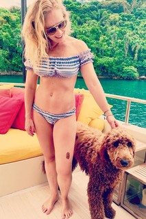 Angélica feet photo thumbnail