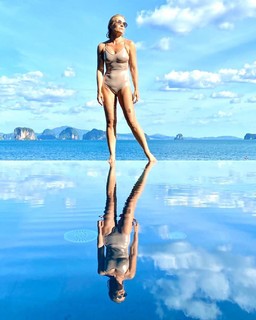 Angélica feet photo thumbnail