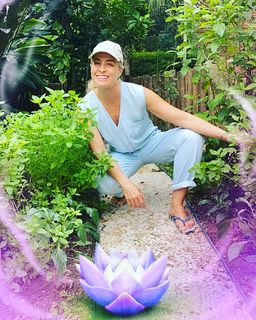 Angélica feet photo thumbnail