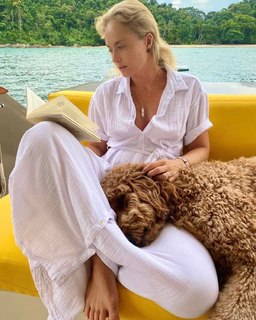 Angélica feet photo thumbnail