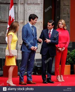Angélica Rivera feet photo 11