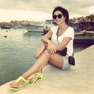 Ani Lorak feet photo thumbnail