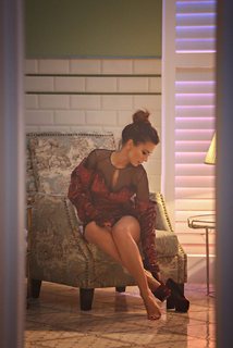 Ani Lorak feet photo thumbnail