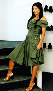 Ani Lorak feet photo thumbnail