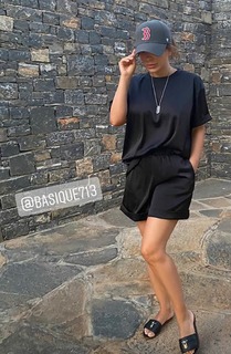 Ani Lorak feet photo thumbnail