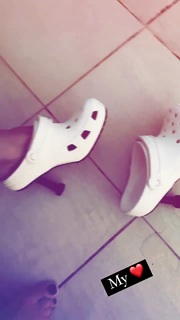 Ani Lorak feet photo thumbnail