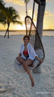 Ani Lorak feet photo 5