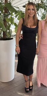 Ani Lorak feet photo 3