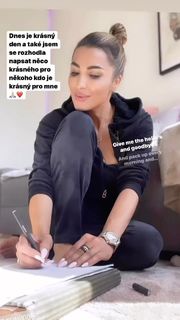Anife Vyskocilová feet photo 3
