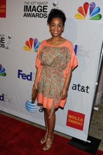 Anika Noni Rose feet photo 4