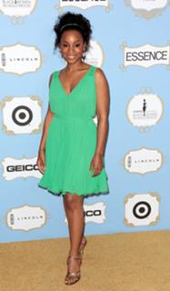 Anika Noni Rose feet photo 9