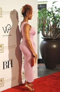 Anika Noni Rose feet photo 17