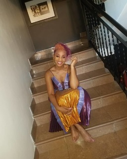 Anika Noni Rose feet photo 9