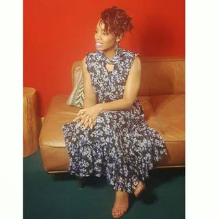 Anika Noni Rose feet photo 18