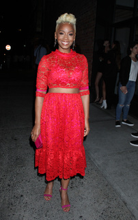 Anika Noni Rose feet photo 5