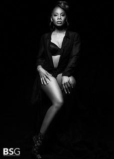 Anika Noni Rose feet photo 19