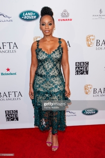 Anika Noni Rose feet photo 17