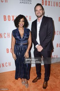 Anika Noni Rose feet photo 1