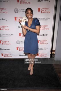 Anika Noni Rose feet photo 13