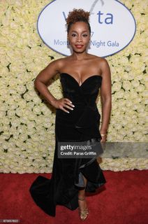 Anika Noni Rose feet photo 16