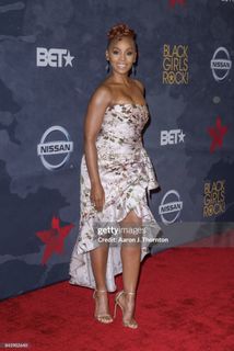 Anika Noni Rose feet photo 15