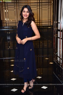 Anikha Surendran feet photo 15