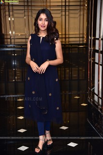 Anikha Surendran feet photo 14