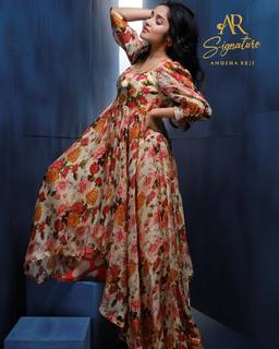 Anikha Surendran feet photo 3