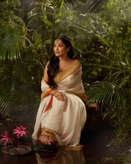 Anikha Surendran feet photo 1