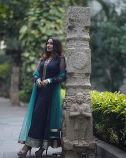 Anikha Surendran feet photo 16