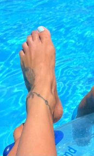 Anikó Nádai feet photo 4