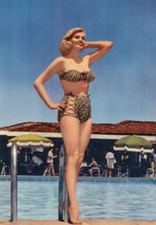 Anita Ekberg feet photo thumbnail