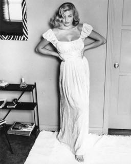 Anita Ekberg feet photo thumbnail