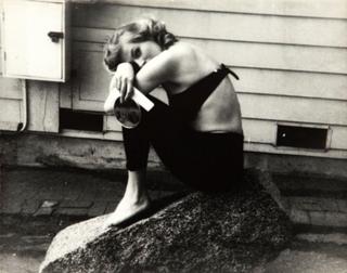 Anita Ekberg feet photo thumbnail