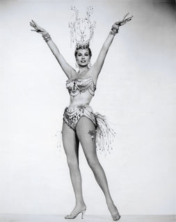 Anita Ekberg feet photo thumbnail