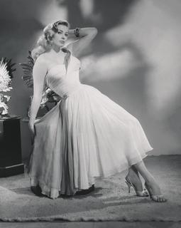Anita Ekberg feet photo thumbnail