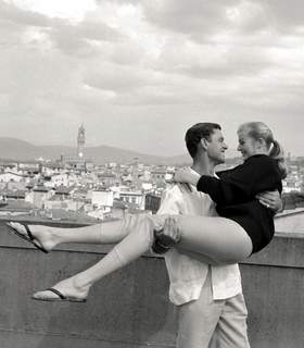 Anita Ekberg feet photo thumbnail