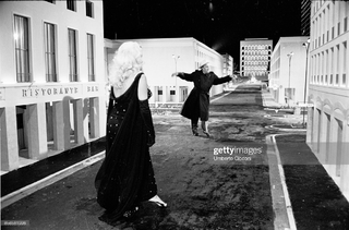 Anita Ekberg feet photo thumbnail