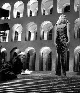 Anita Ekberg feet photo thumbnail