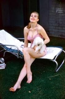 Anita Ekberg feet photo thumbnail
